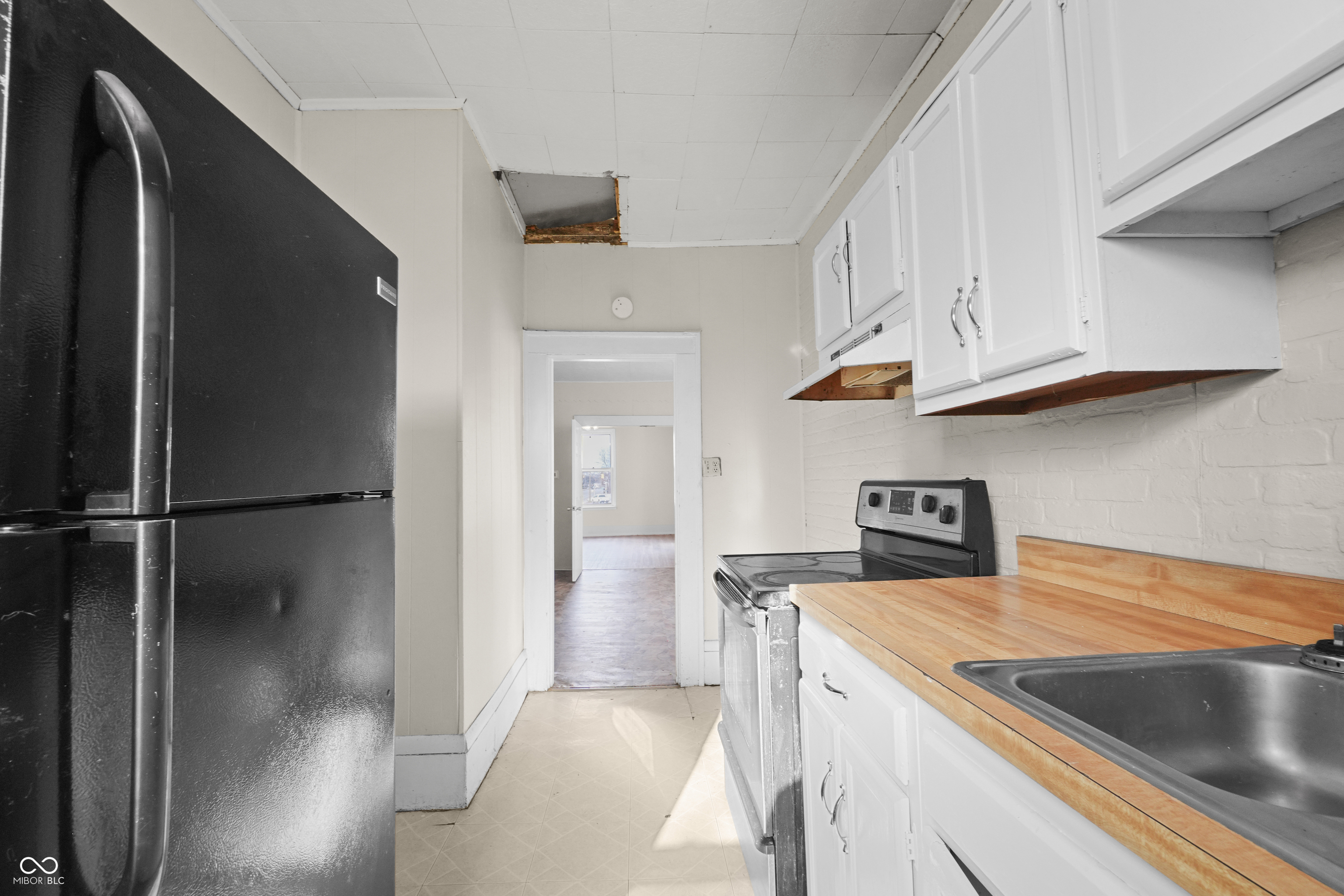 131 West 13th Street Anderson, IN 46016 - Photo 9 of 27