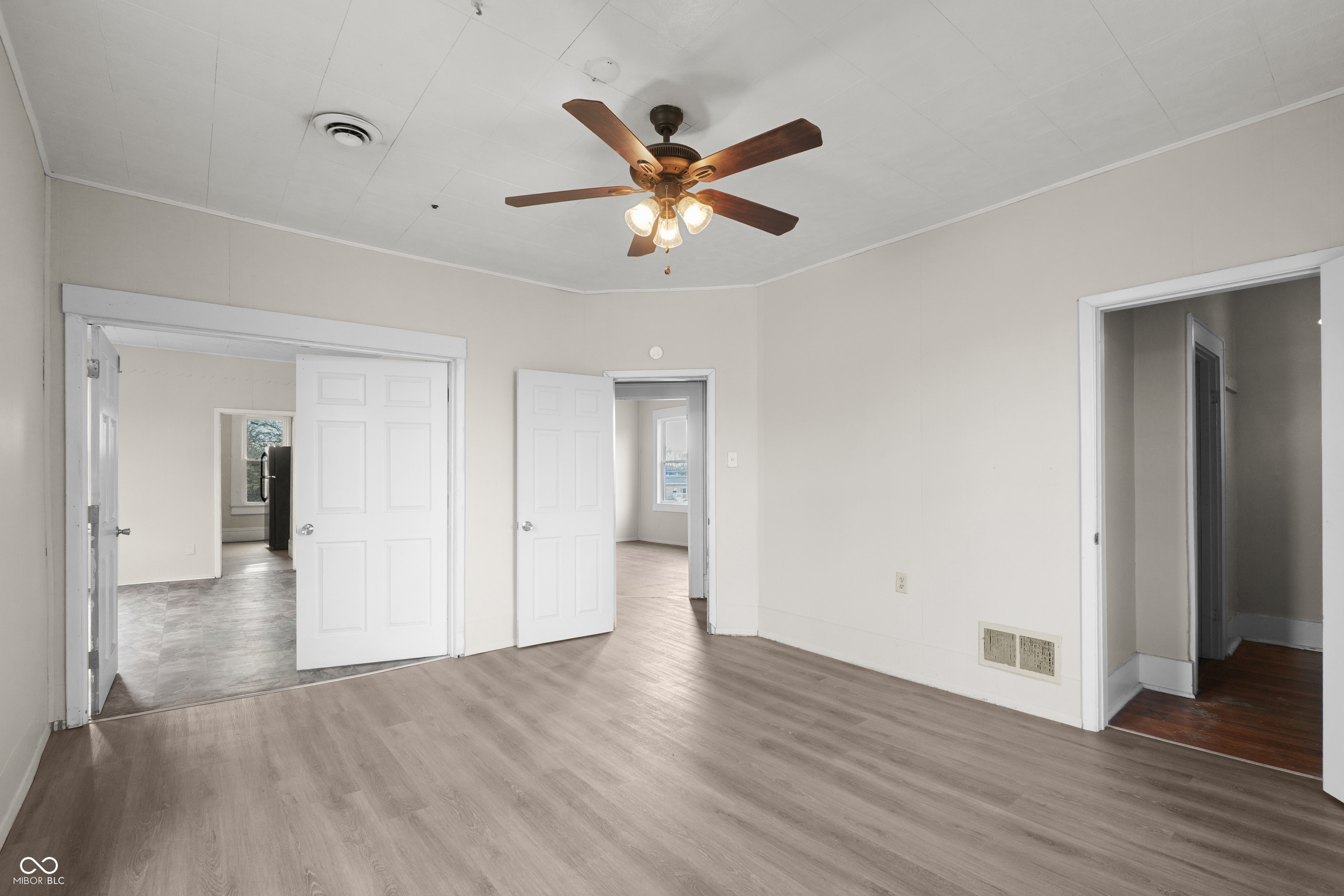 131 West 13th Street Anderson, IN 46016 - Photo 10 of 27