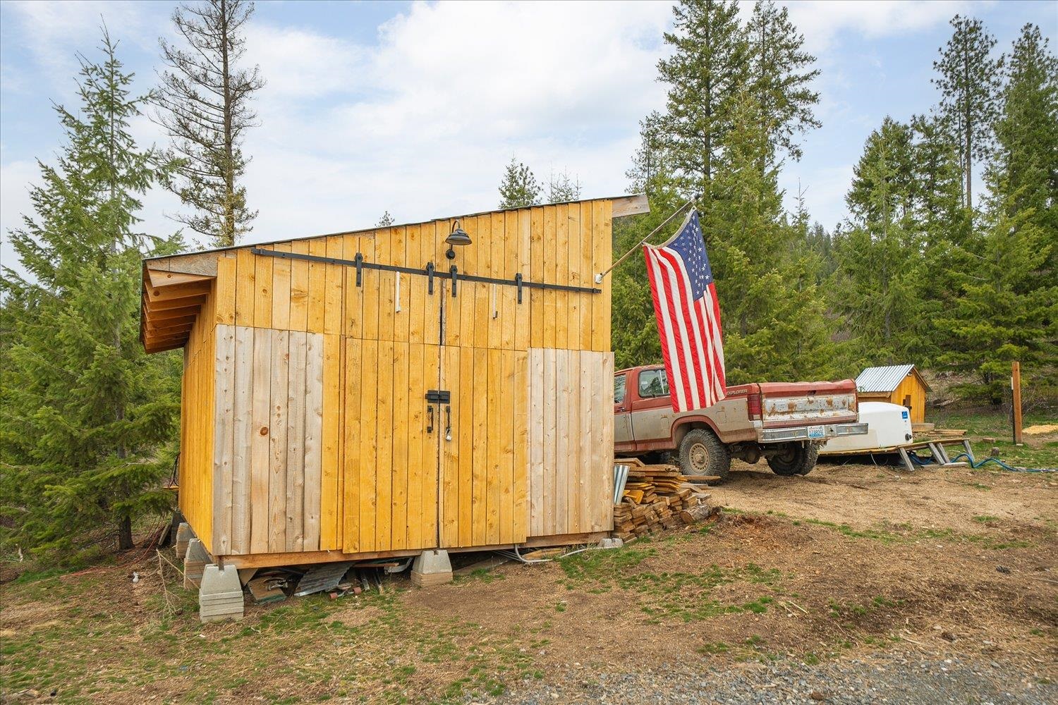 3977B Gardenspot Road Loon Lake, WA 99148 - Photo 18 of 43 Gallery Image 18