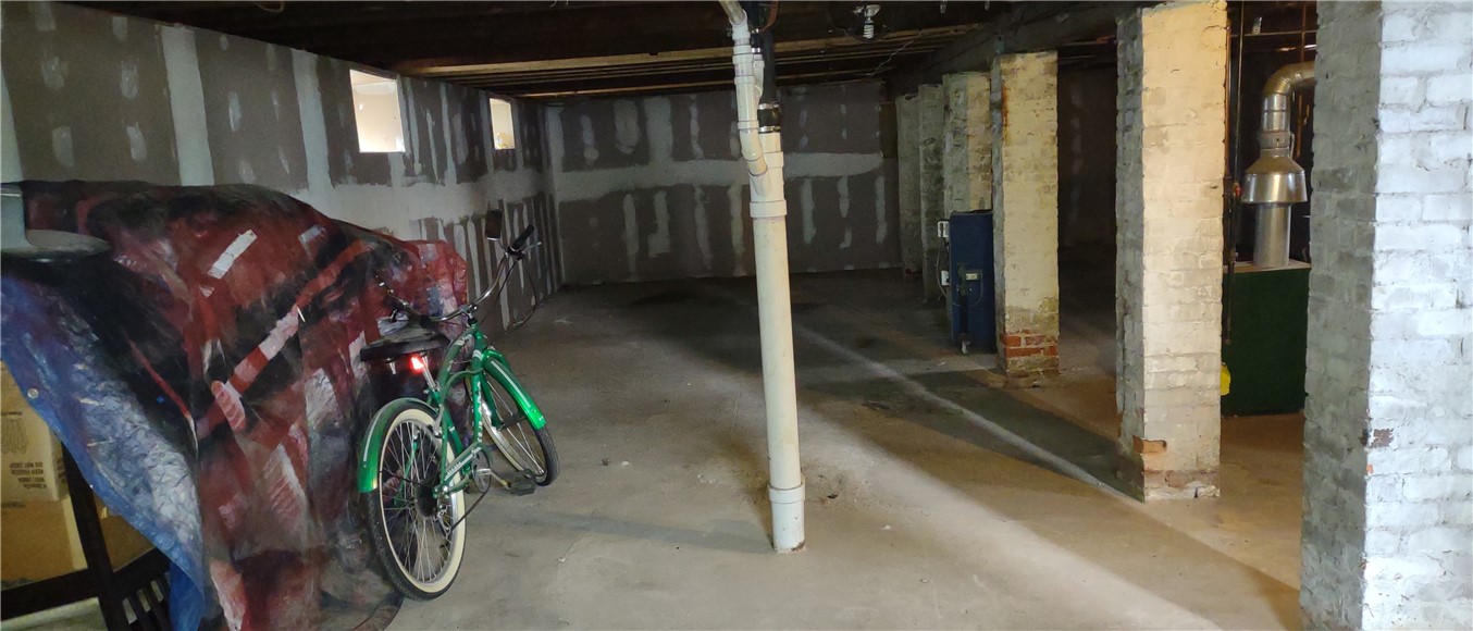 23 Walker Street Pawtucket, RI 02860 - Photo 15 of 19