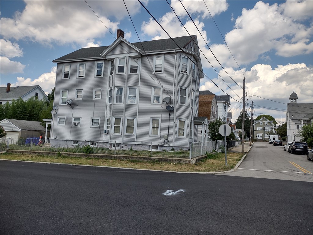 23 Walker Street Pawtucket, RI 02860 - Photo 2 of 19