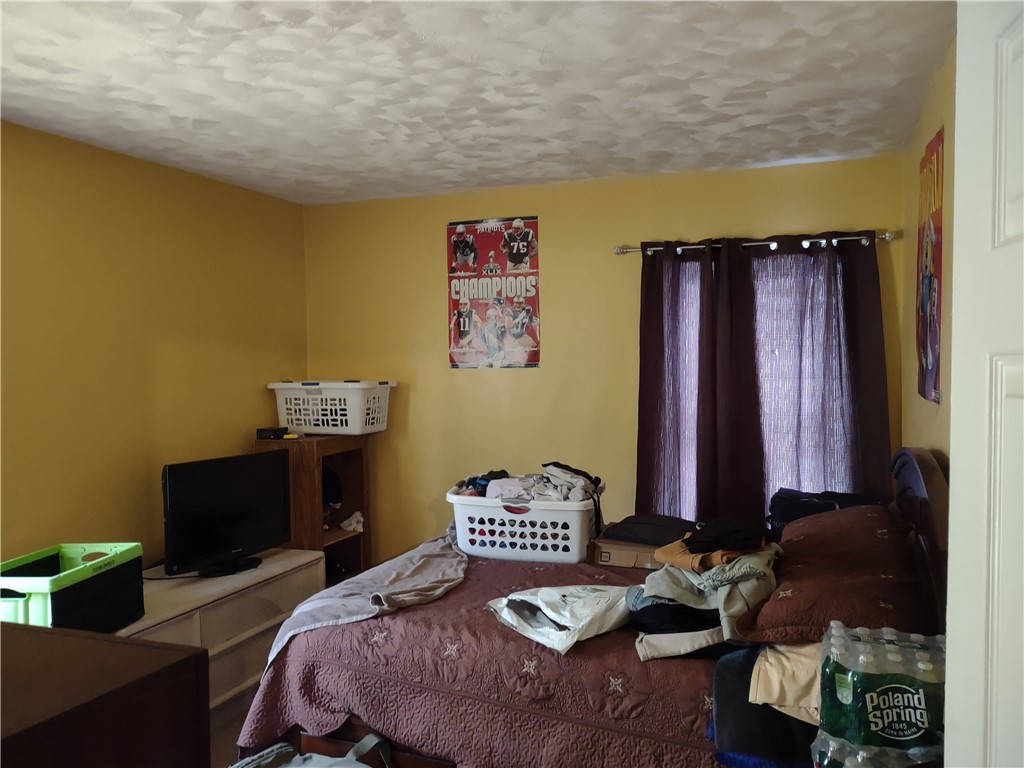 23 Walker Street Pawtucket, RI 02860 - Photo 10 of 19