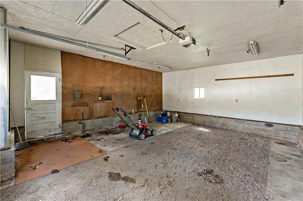130 Patton Lane Clinton, PA 15026 - Photo 28 of 36 a view of a room with gym equipment