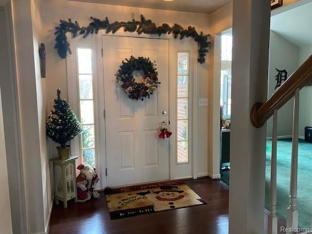 44272 Palmer Road Canton, MI 48188 - Photo 7 of 49 Beautiful Entry...