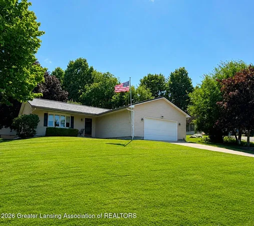$324,900 | 112 Wedgewood Drive, Charlotte, MI 48813