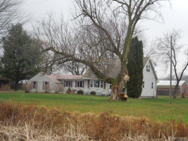 8353 South Lewis Road Birch Run, MI 48415 - Photo 1 of 24 12-7 262.jpg