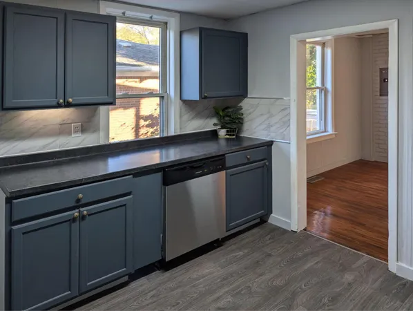 $179,520 | 135 Batavia Street, River Rouge, MI 48218