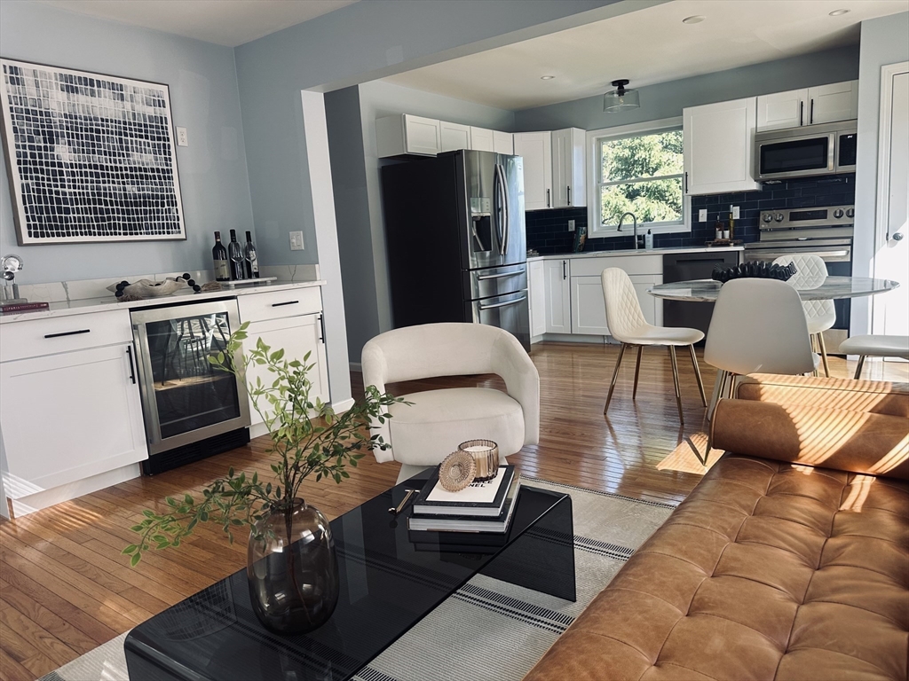 6 Kent Road Gloucester, MA 01930 - Photo 12 of 39