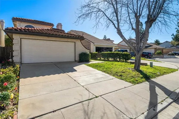 $739,900 | 832 Chelsea Court, Simi Valley, CA 93065