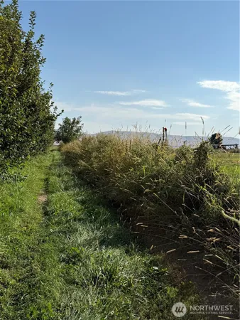 $689,000 | 1 Mountainview Road, Grandview, WA 98930