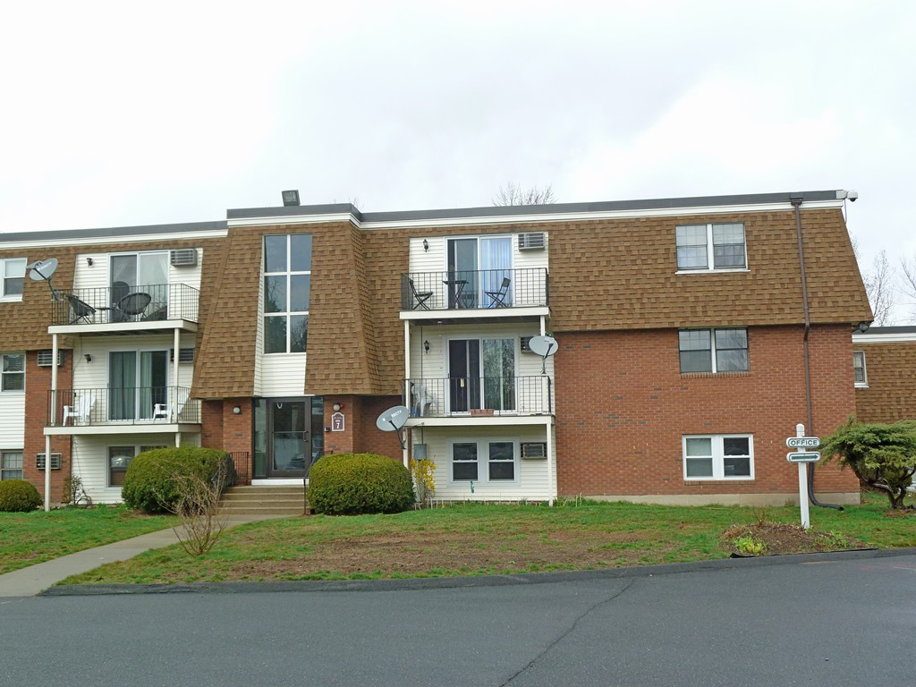 80 Damon Road, Unit 7106 Northampton, MA 01060 - Photo 1 of 8 Gallery Image 1