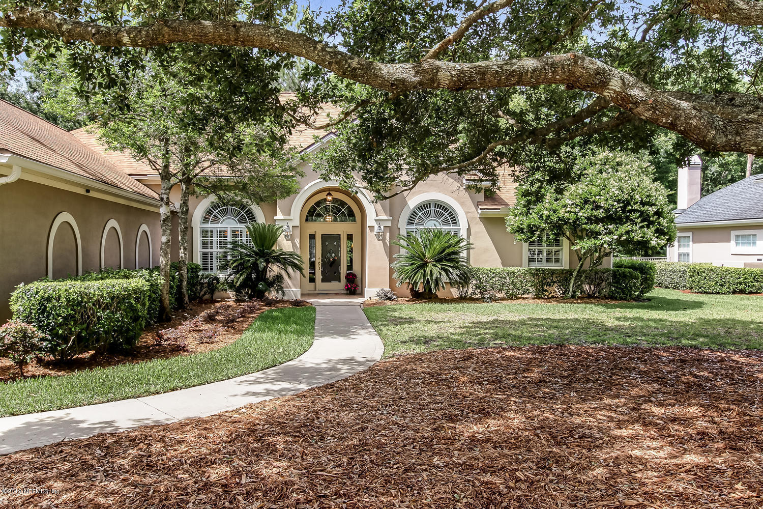 7846 Rittenhouse Lane Jacksonville, FL 32256 - Photo 3 of 85 Walk-way