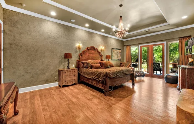 $2,500,000 | 565 Lost Hunters Canyon, China Spring, TX 76633