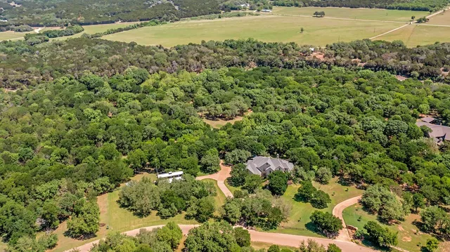 $2,500,000 | 565 Lost Hunters Canyon, China Spring, TX 76633