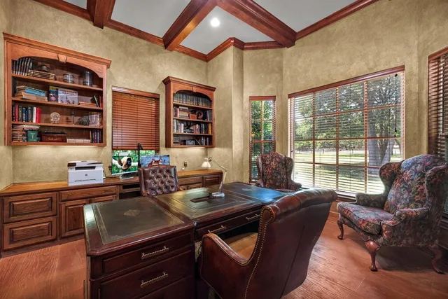 $2,500,000 | 565 Lost Hunters Canyon, China Spring, TX 76633