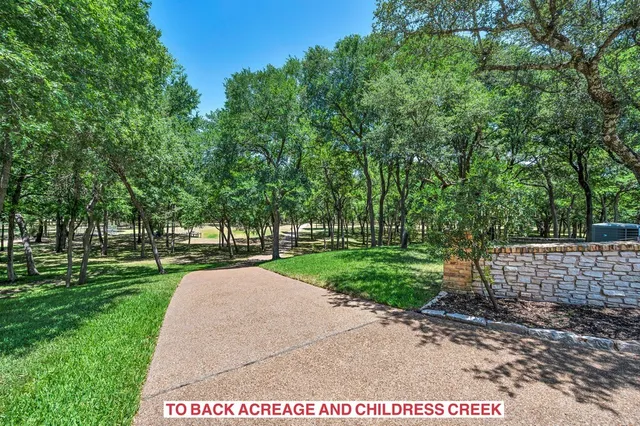 $2,500,000 | 565 Lost Hunters Canyon, China Spring, TX 76633