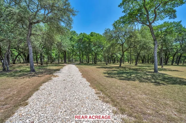 $2,500,000 | 565 Lost Hunters Canyon, China Spring, TX 76633