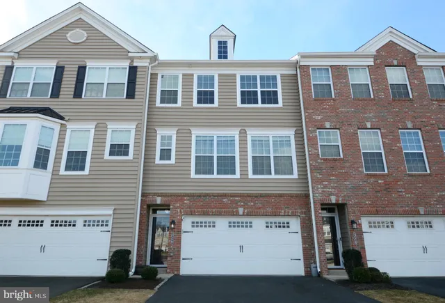 $3,099 | 326 West Hamlin Avenue, Telford, PA 18969