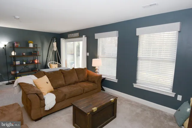 $3,099 | 326 West Hamlin Avenue, Telford, PA 18969