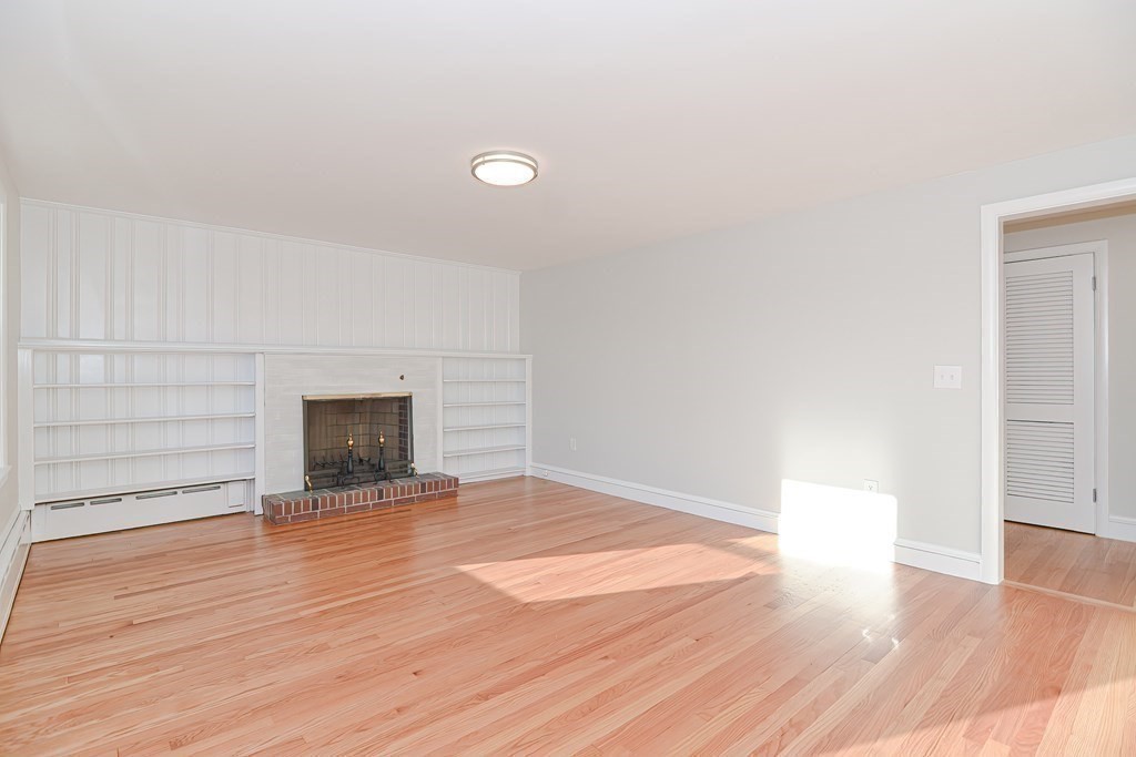 186 Medway Road Milford, MA 01757 - Photo 14 of 38 Gallery Image 14