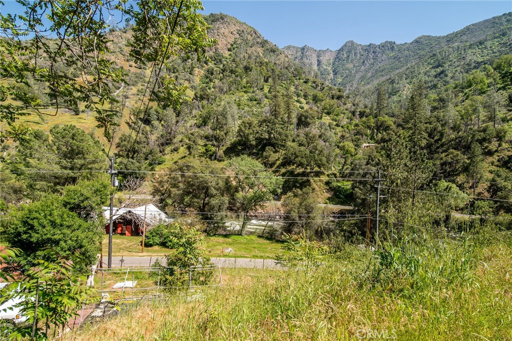 10049 Incline Road El Portal, CA 95318 - Photo 38 of 44 a aerial view of houses with yard