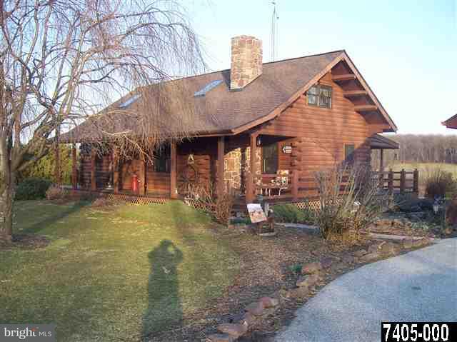 319 Old Westminster Road Hanover, PA 17331 - Photo 2 of 25