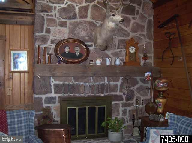 319 Old Westminster Road Hanover, PA 17331 - Photo 4 of 25