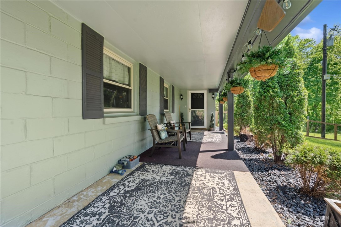 8284 Crossley Road Springboro, OH 45066 - Photo 4 of 48 Gallery Image 4