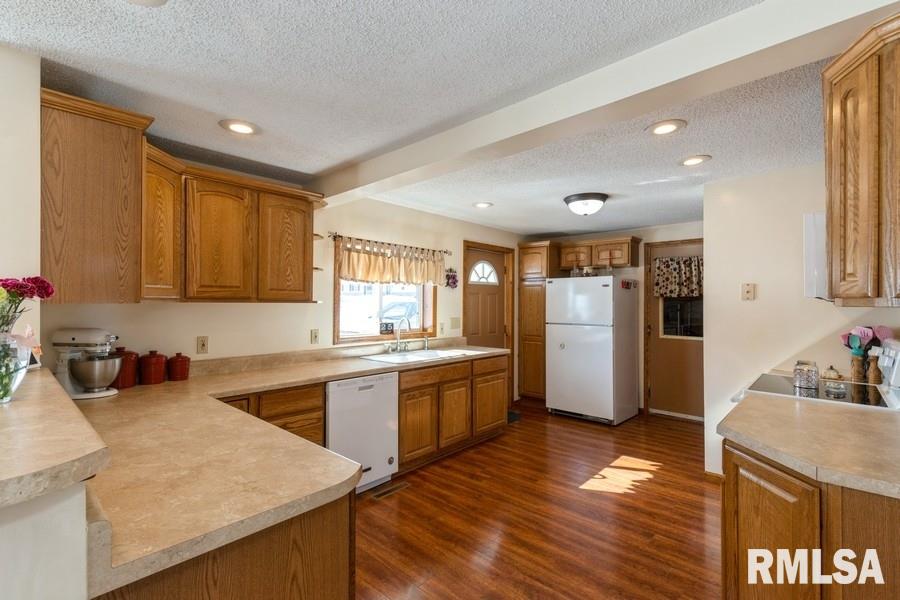 201 Center Street Delmar, IA 52037 - Photo 12 of 21 Gallery Image 12