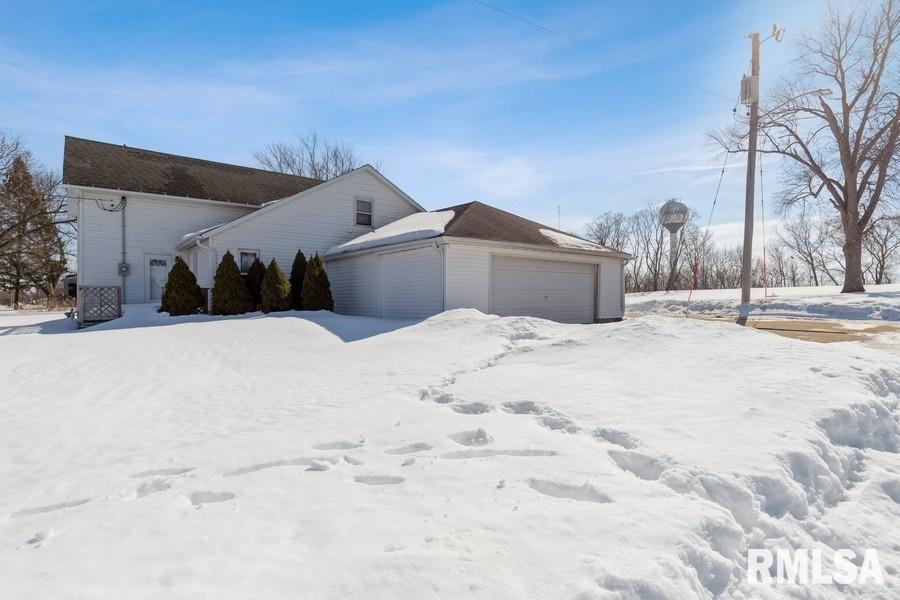 201 Center Street Delmar, IA 52037 - Photo 2 of 21 Gallery Image 2