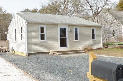 $469,500 | 3 Circuit Road North, West Yarmouth, MA 02673