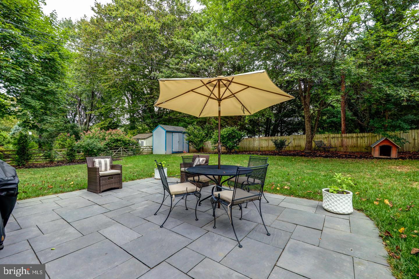 215 Hillcrest Road Wayne, PA 19087 - Photo 5 of 23 Flagstone Patio