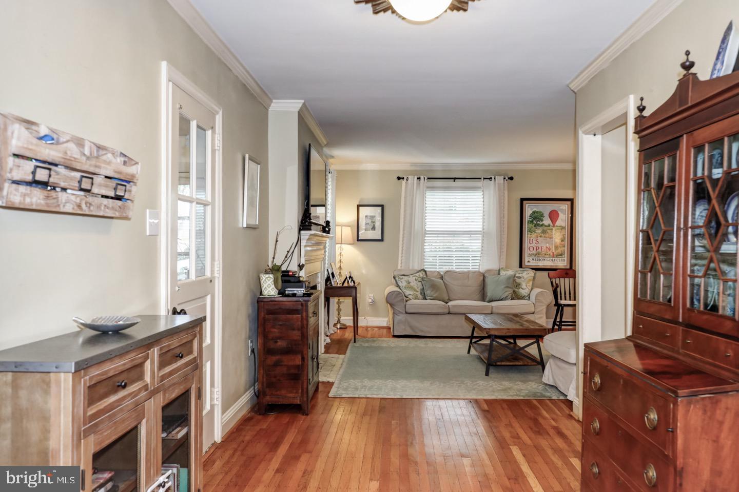 215 Hillcrest Road Wayne, PA 19087 - Photo 8 of 23 Hall Between Living Room & Kitchen