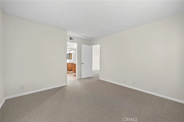 $375,000 | 23220 Orange Lake, Unit 2, Lake Forest, CA 92630