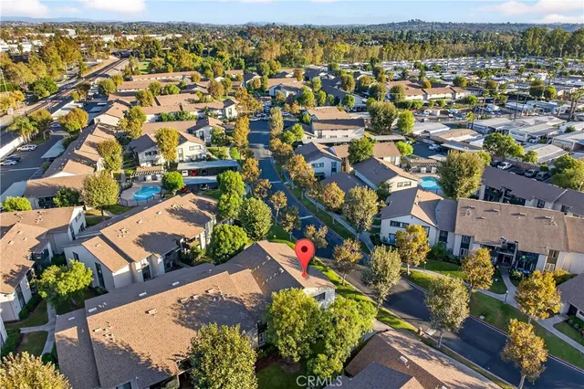 $375,000 | 23220 Orange Lake, Unit 2, Lake Forest, CA 92630