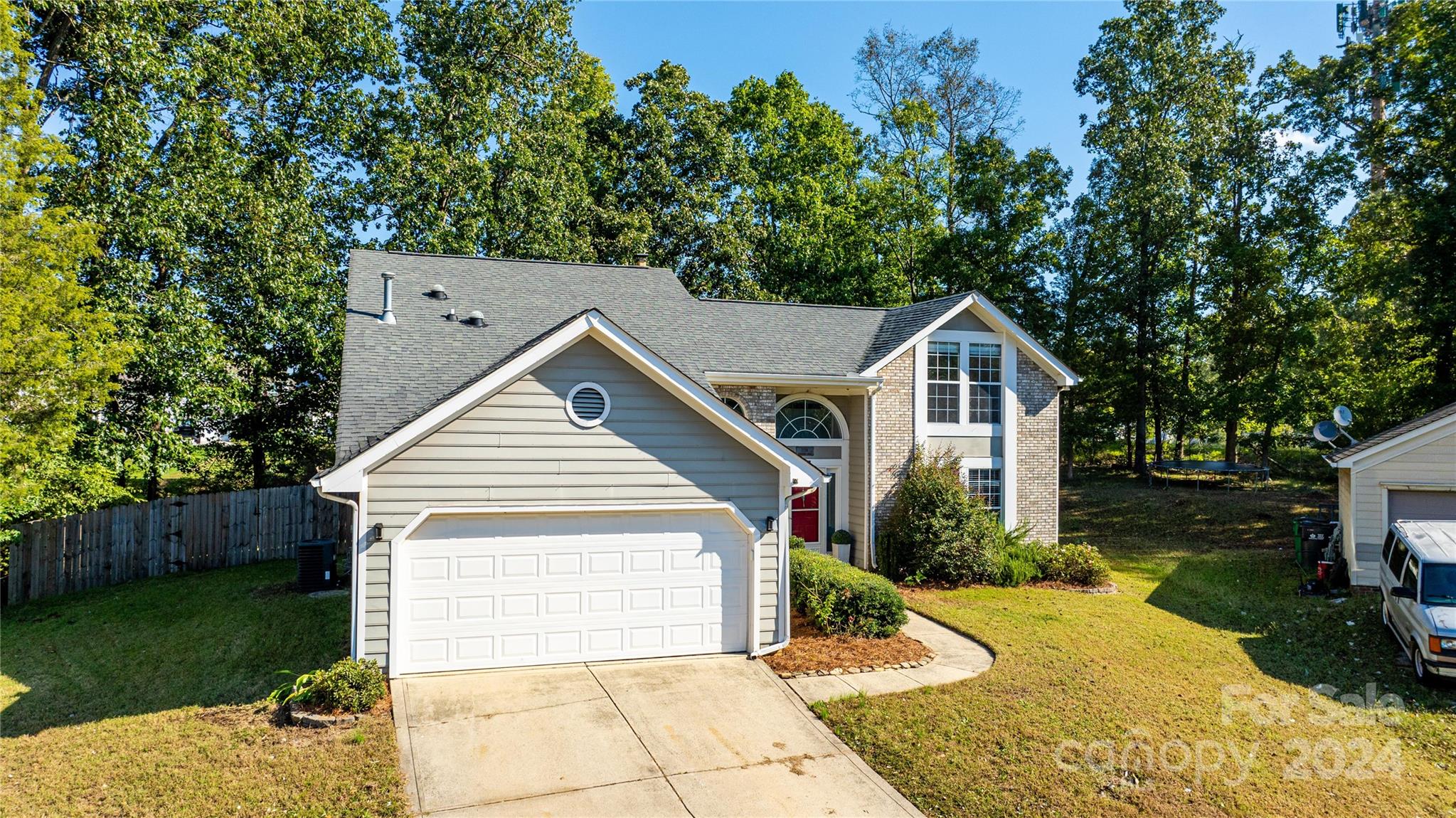 3236 Rheinwood Court Matthews, NC 28105 - Photo 2 of 35