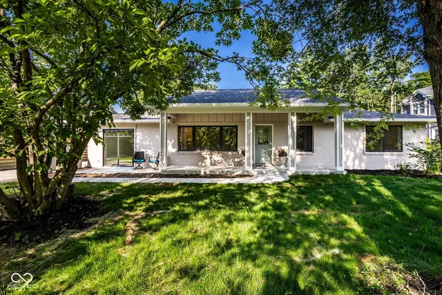 $549,900 | 650 Mulberry Street, Zionsville, IN 46077