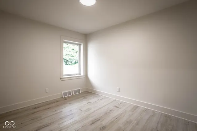 $549,900 | 650 Mulberry Street, Zionsville, IN 46077