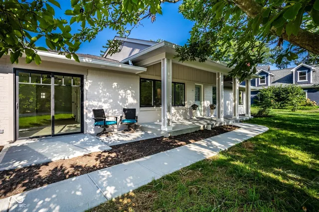 $549,900 | 650 Mulberry Street, Zionsville, IN 46077