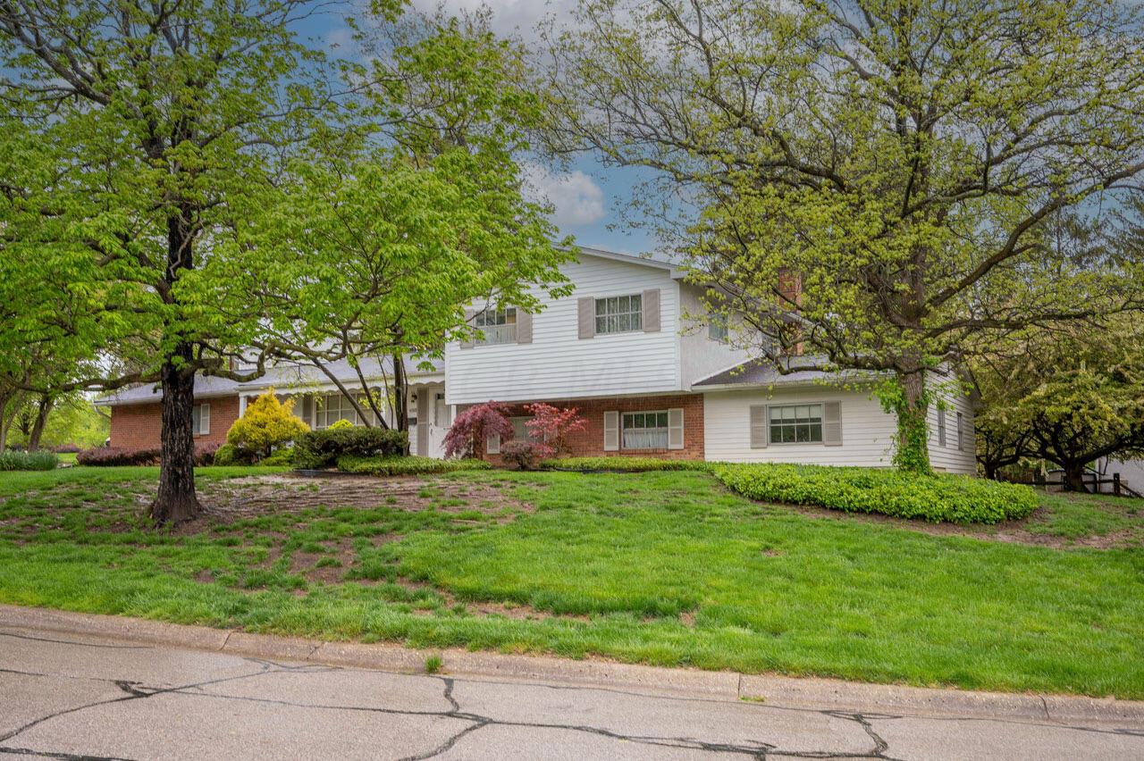 4168 Rowanne Road Columbus, OH 43214 - Photo 1 of 39 IMG_0266
