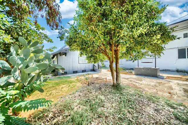 $415,000 | 131 5th Street, Gustine, CA 95322
