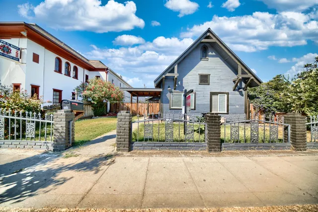 $415,000 | 131 5th Street, Gustine, CA 95322