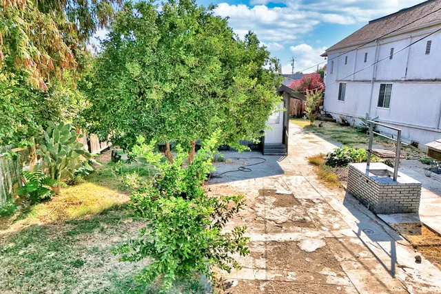 $415,000 | 131 5th Street, Gustine, CA 95322