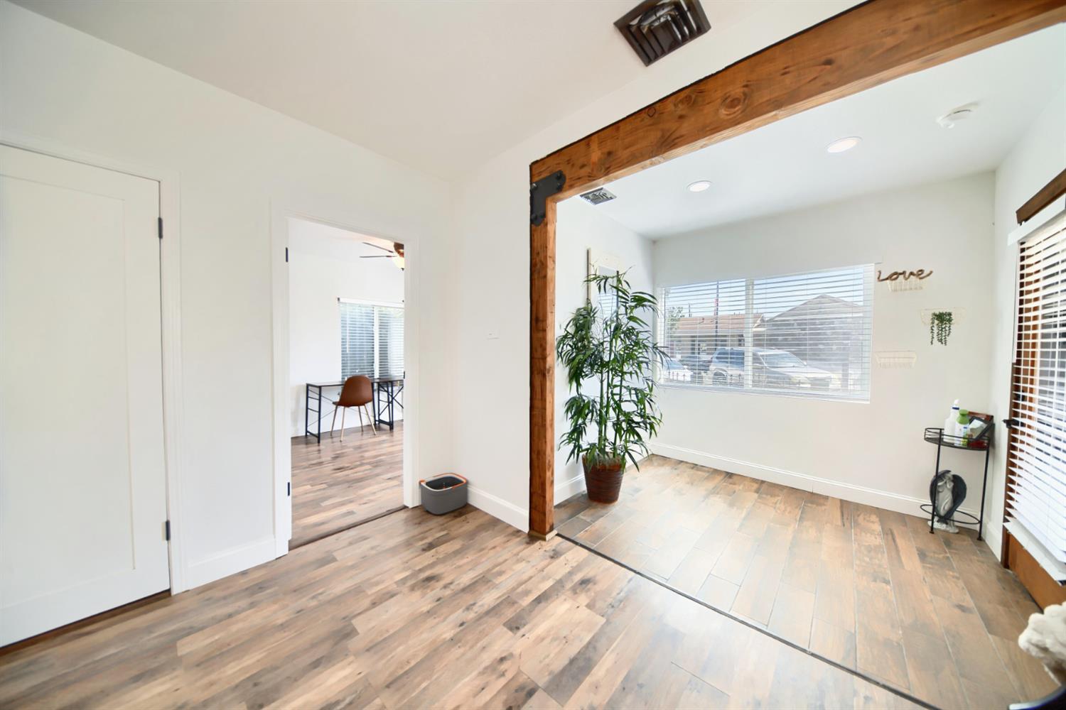 131 5th Street Gustine, CA 95322 - Photo 27 of 92 a view of an entryway of a room and window