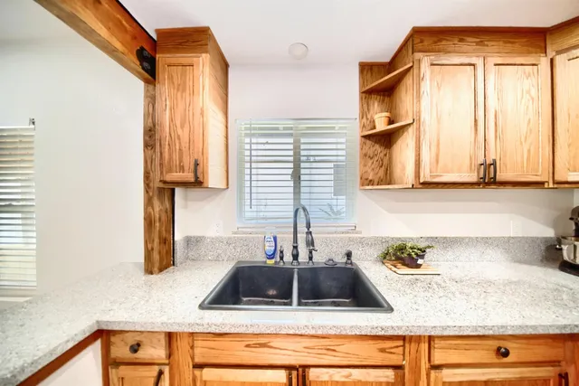 $415,000 | 131 5th Street, Gustine, CA 95322