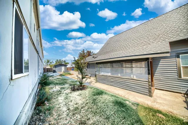 $415,000 | 131 5th Street, Gustine, CA 95322