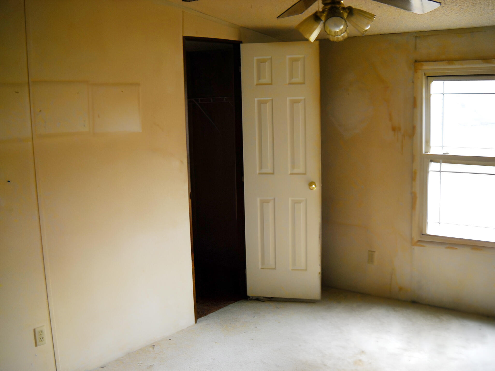 105 Piney Branch Road Blue Ridge, VA 24064 - Photo 10 of 12 an empty room with windows