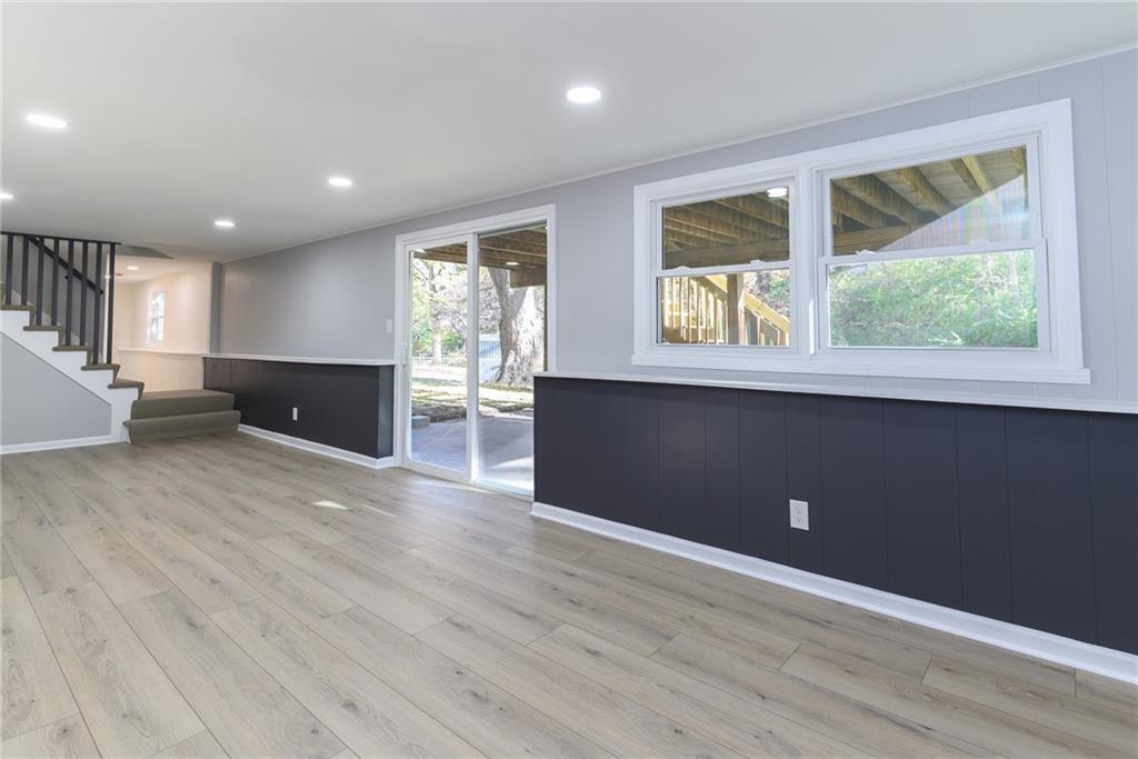 10235 West 70th Street Merriam, KS 66203 - Photo 33 of 40