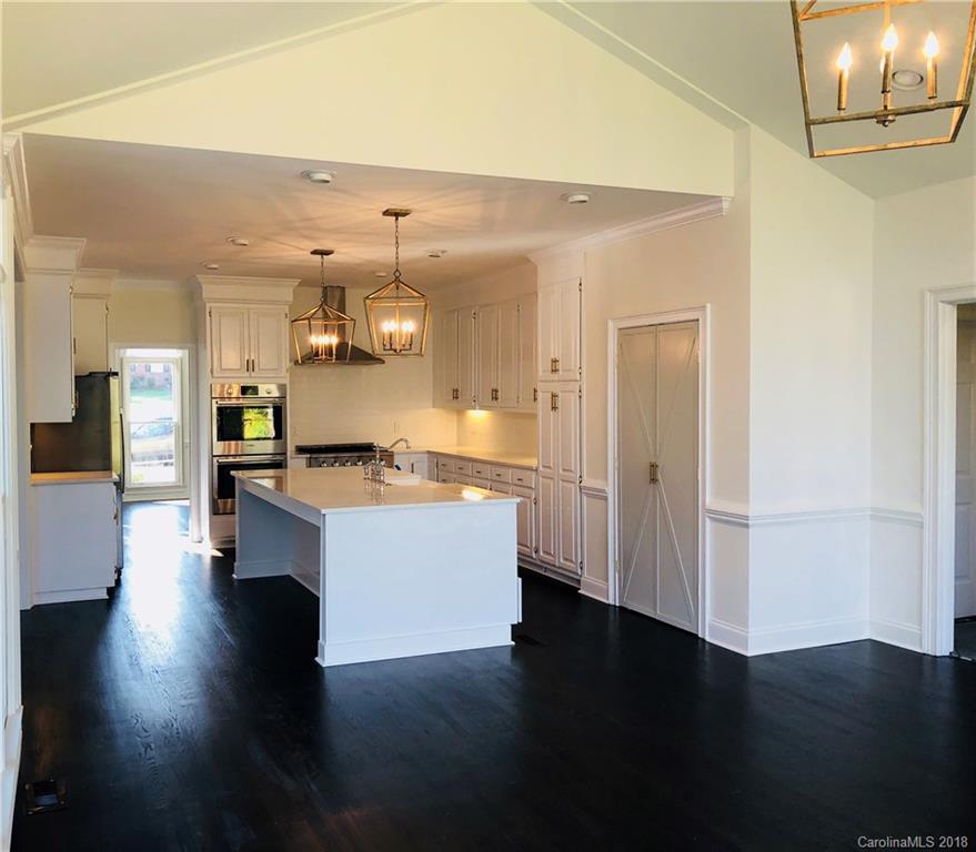 4606 Binfords Ridge Road Charlotte, NC 28226 - Photo 4 of 25 Gallery Image 4