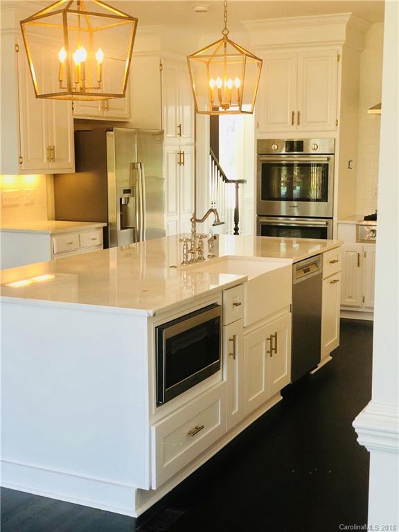 4606 Binfords Ridge Road Charlotte, NC 28226 - Photo 5 of 25 Gallery Image 5